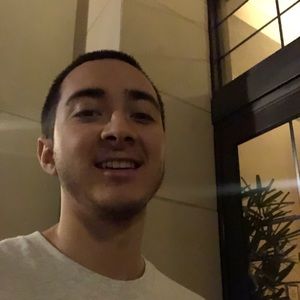 Meet your Posher, Tomas